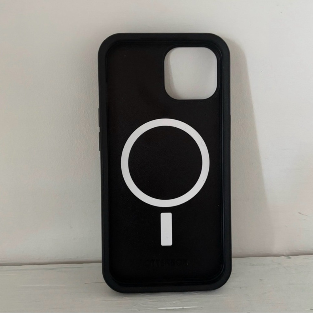 Otterbox iPhone 15